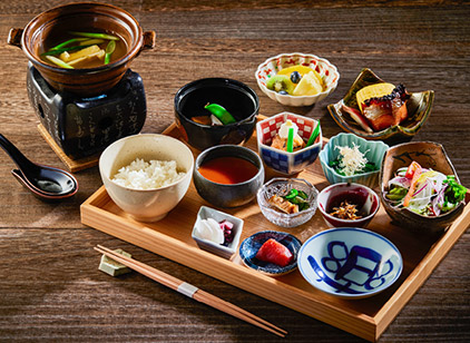和朝食 Japanese-style breakfast